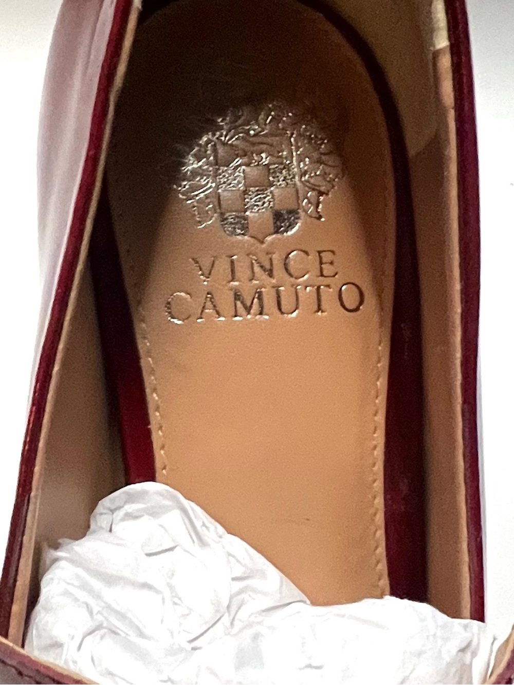 NIB Vince Camuto Segellis Red Currant Brushed Patent Leather Loafers - Picture 5 of 12